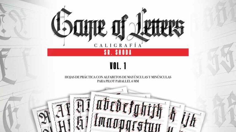 Cuaderno de caligrafía gotica con abecedarios