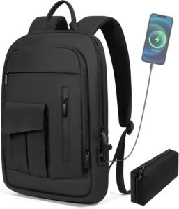 mochila para portátil y material creativo para diseño y lettering